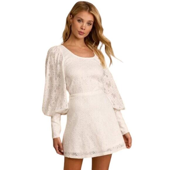 Lulus Stay Stunning Lace Skirt Set Off-White M NWT - Picture 3 of 12